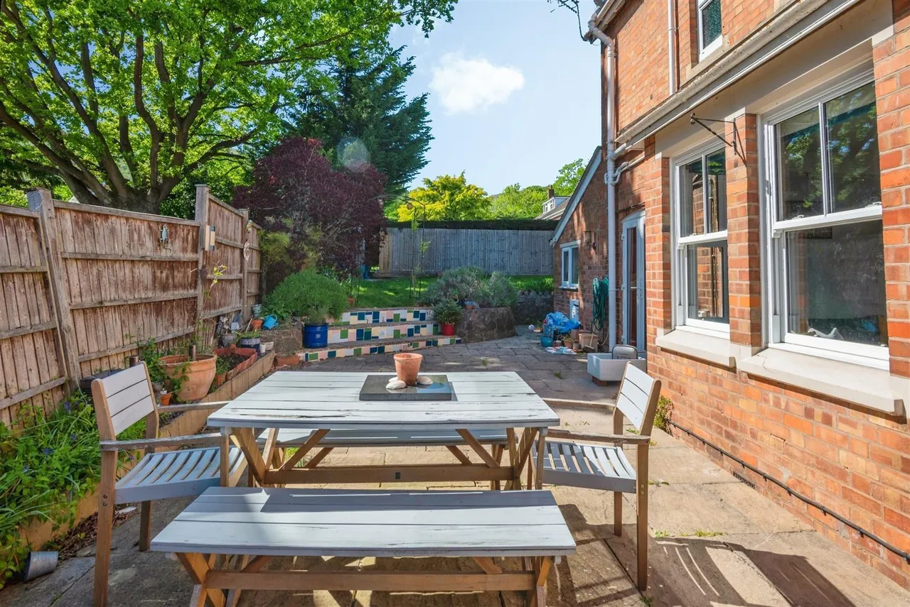 Court Road, Malvern, WR14, photo 29