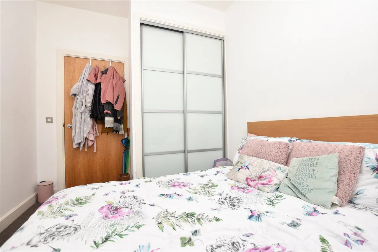 Cavendish Court, Drighlington, BD11, photo 11