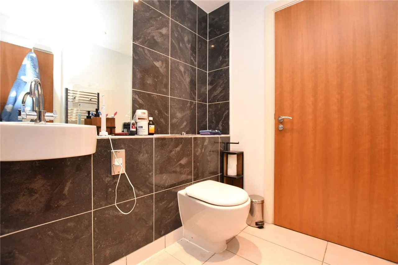 Cavendish Court, Drighlington, BD11, photo 12