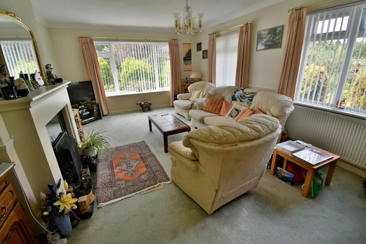 Mags Barrow, BH22, photo 5
