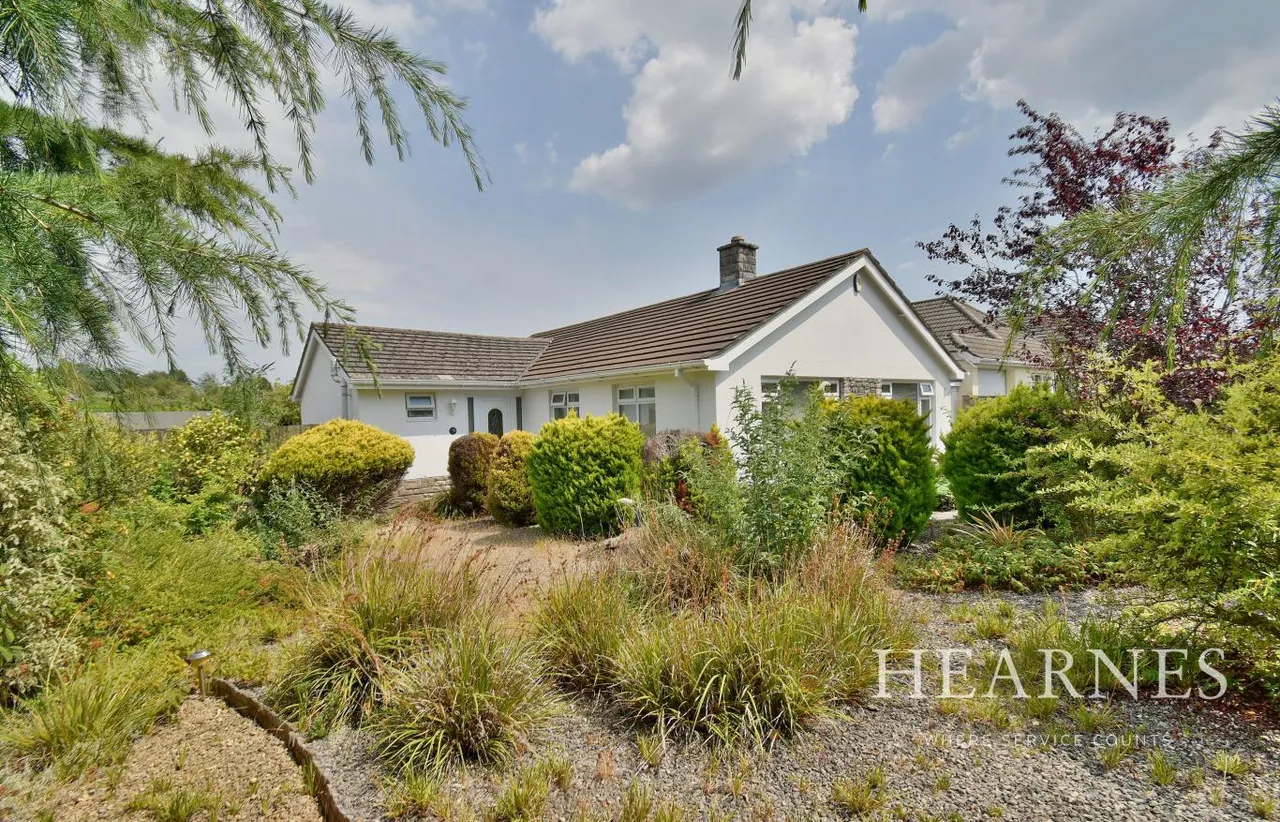 3 bed house for sale, Mags Barrow, BH22
