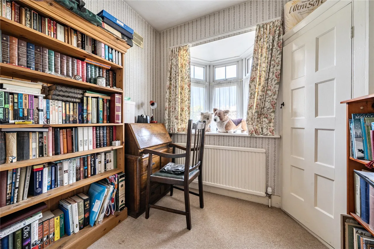 High Road, Whetstone, N20 9PJ, photo 12