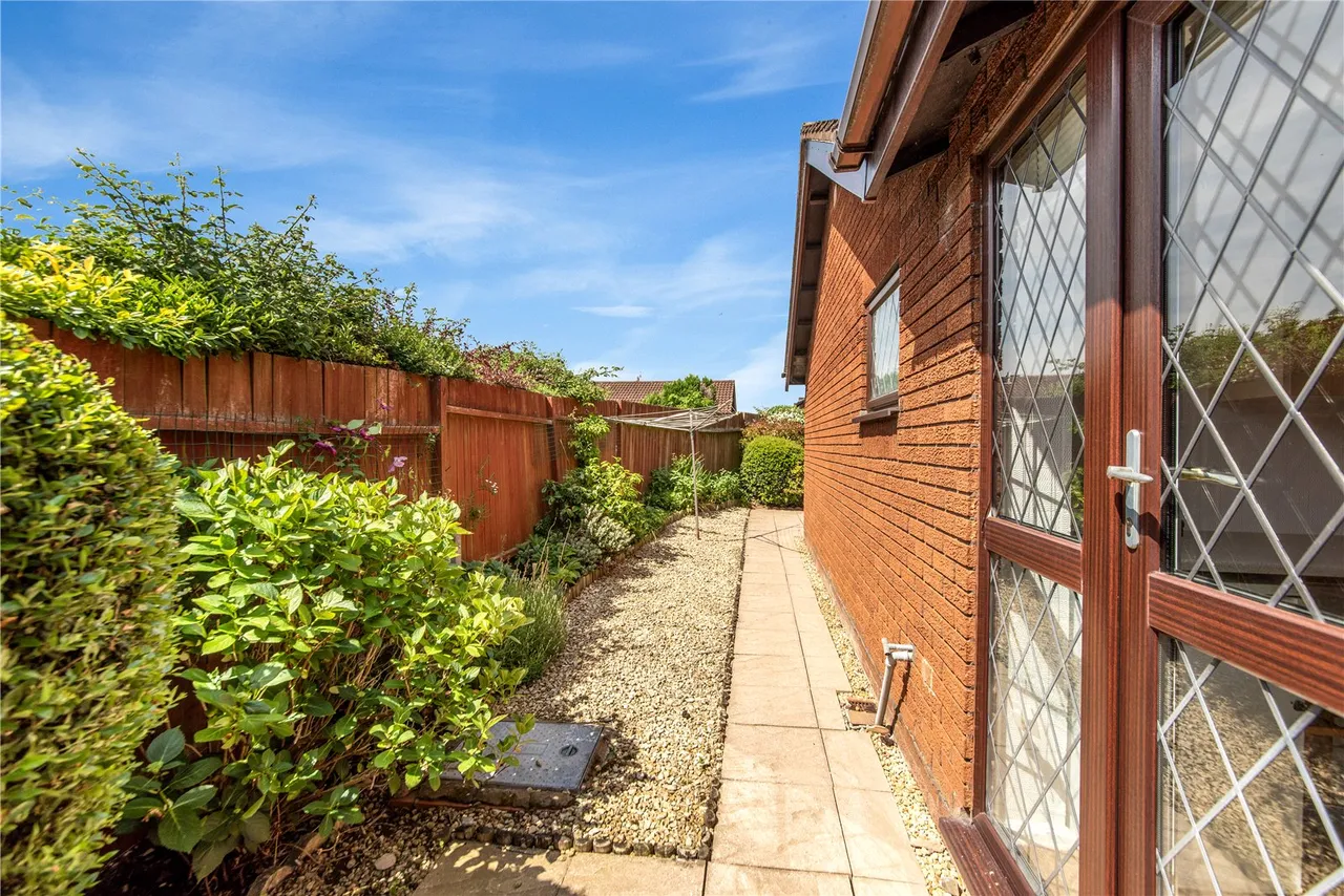 Eldersfield Close, Church Hill North, Redditch, Worcestershire, B98 9NG, photo 28