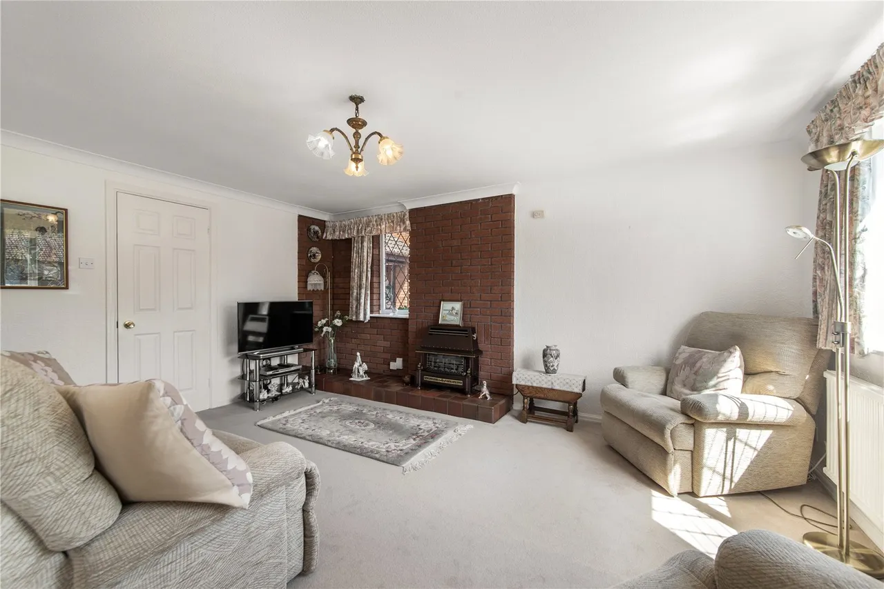 Eldersfield Close, Church Hill North, Redditch, Worcestershire, B98 9NG, photo 7