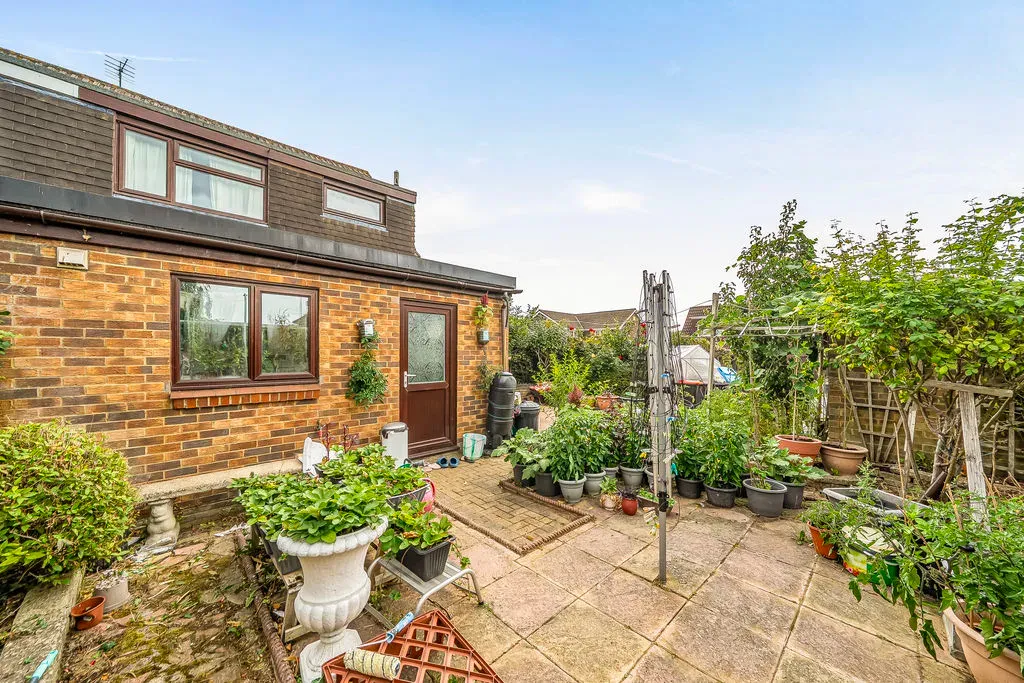 Celina Close, Bletchley, Milton Keynes, Buckinghamshire, MK2 3LS, photo 6