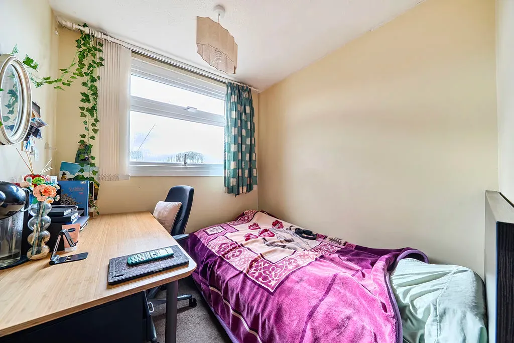 Celina Close, Bletchley, Milton Keynes, Buckinghamshire, MK2 3LS, photo 12