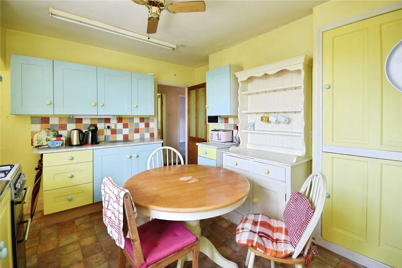 Exeter Road, Exmouth, EX8, photo 3