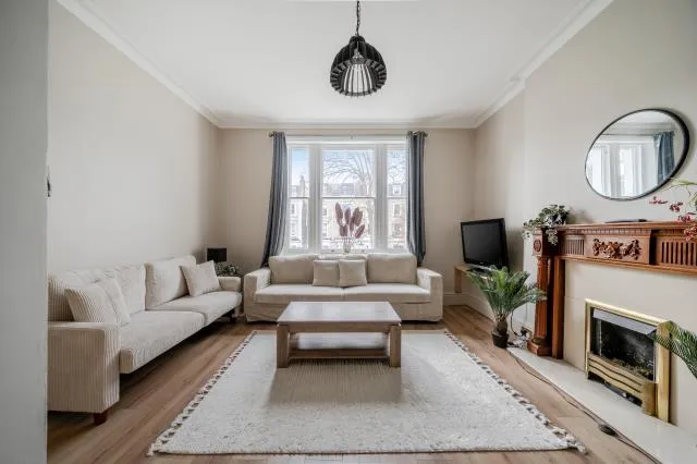 Elsham Road, London, W14, photo 4