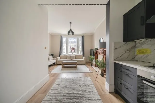 Elsham Road, London, W14, photo 7