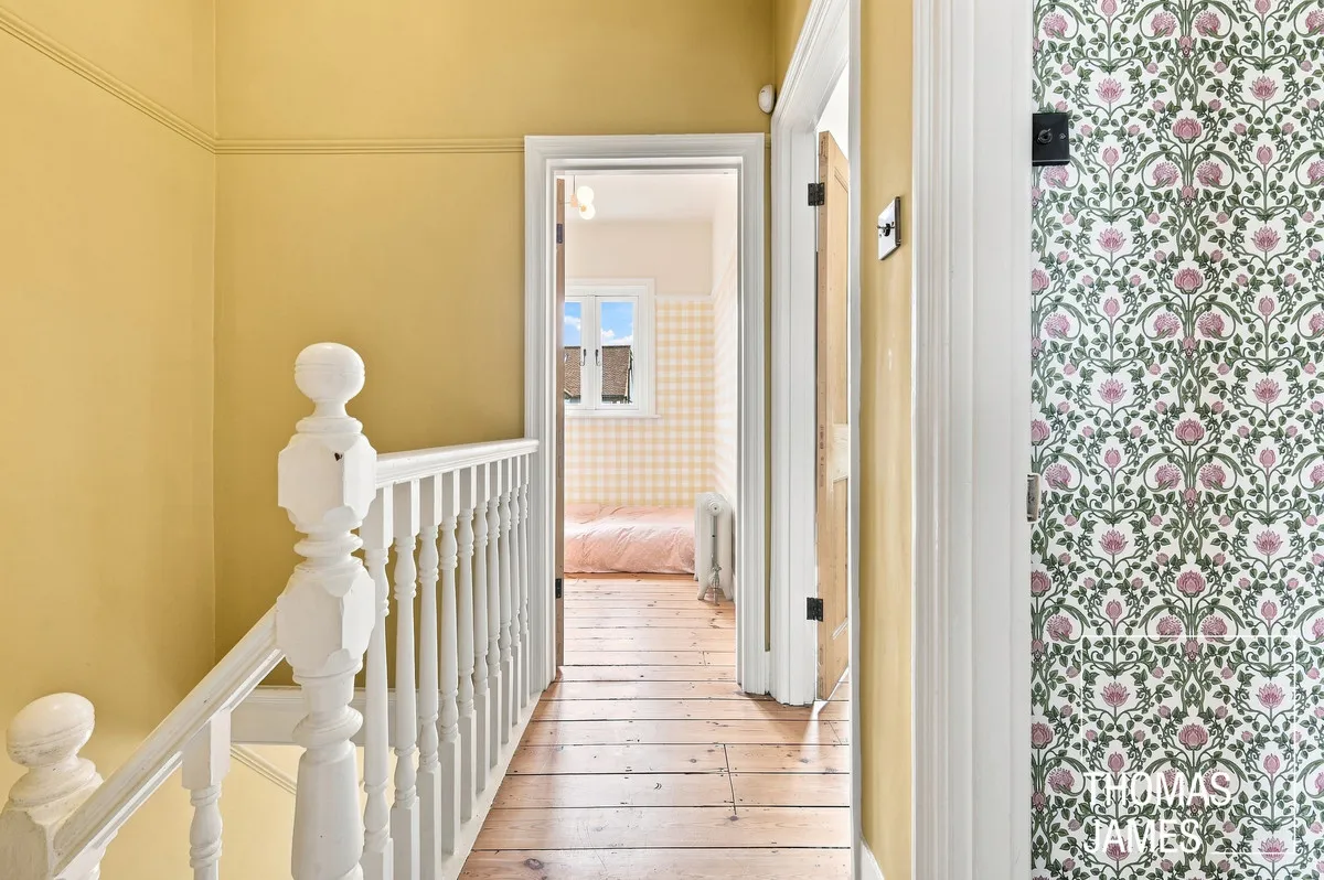 Amberley Road, Enfield, EN1, photo 12