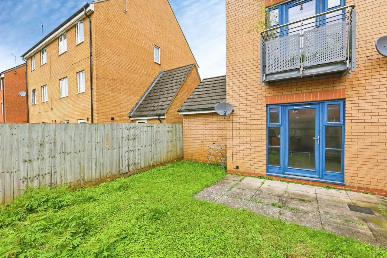 West Cotton Close, Northampton, Northamptonshire, NN4, photo 12
