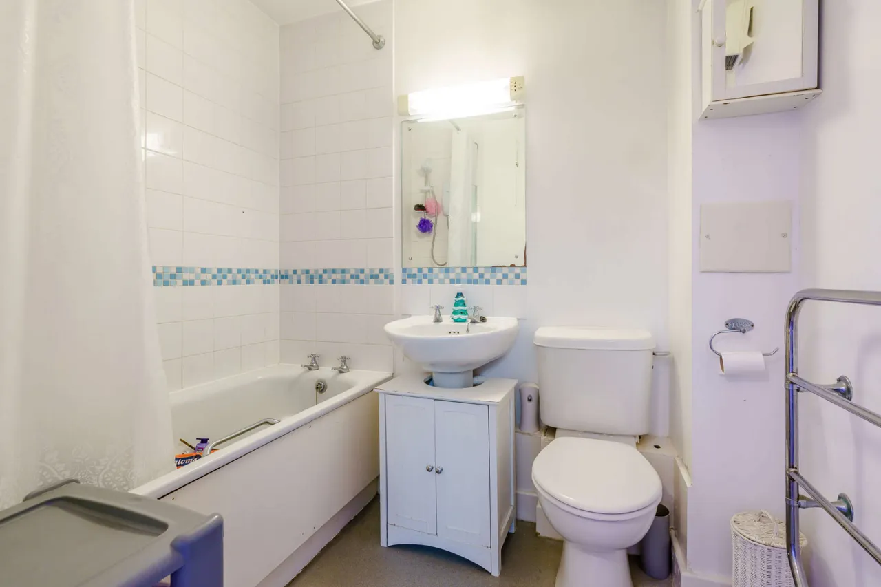 Headstone Drive, Harrow, HA3, photo 8