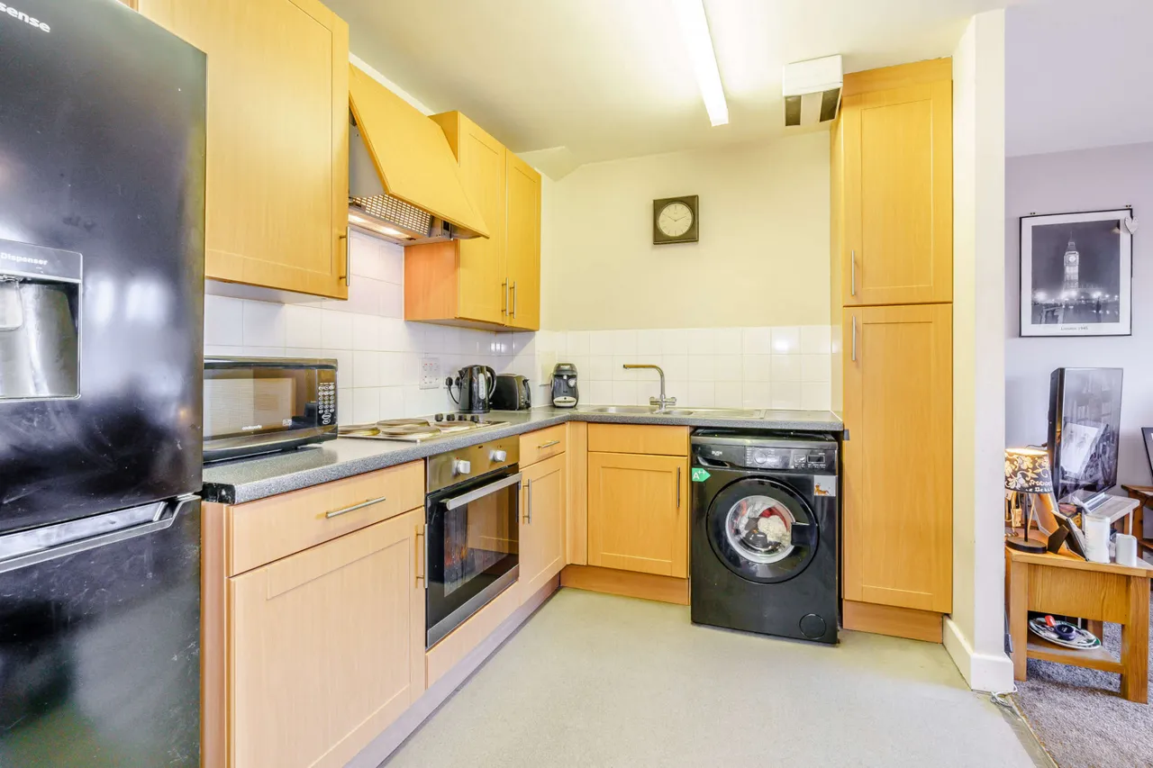 Headstone Drive, Harrow, HA3, photo 4