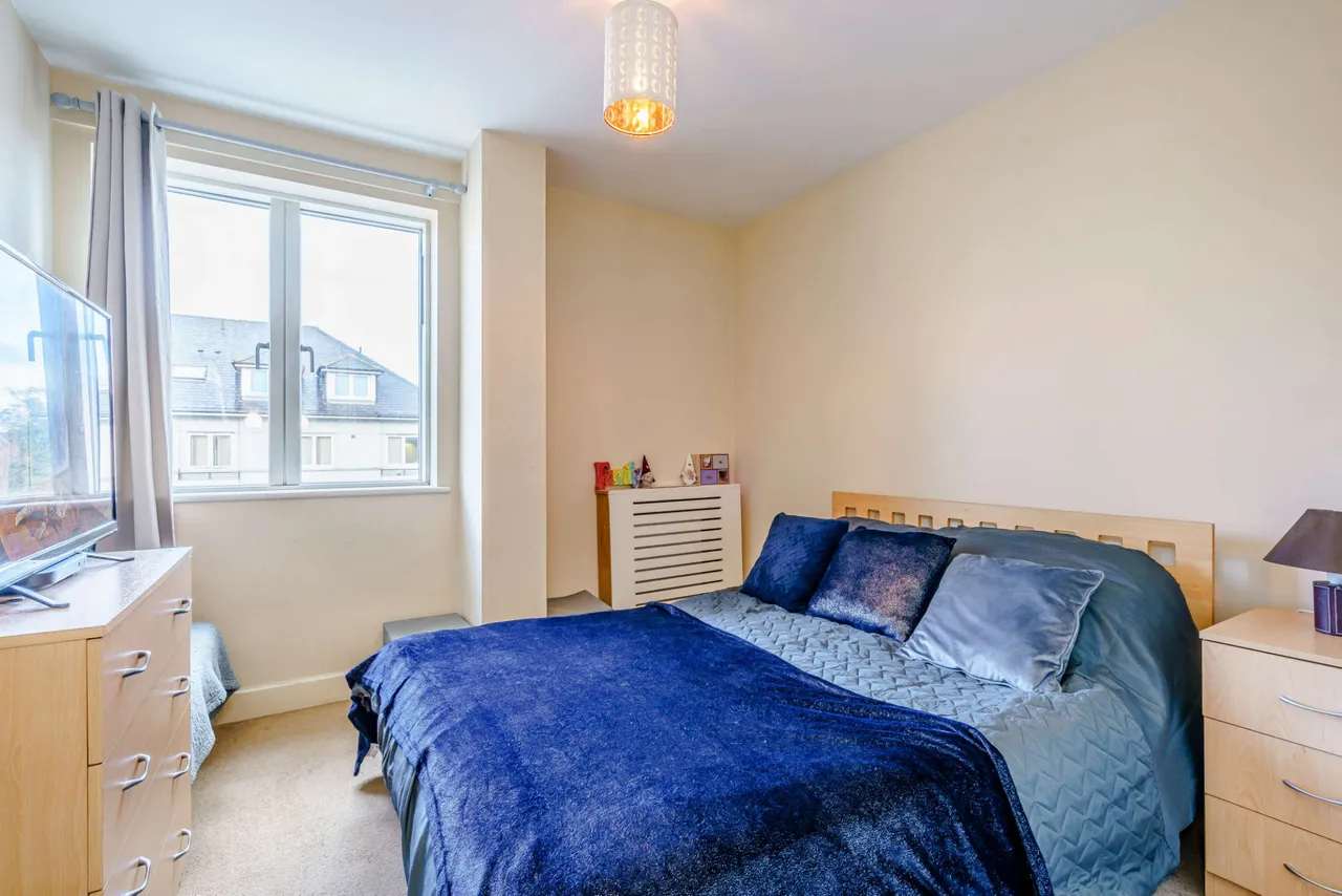 Headstone Drive, Harrow, HA3, photo 6