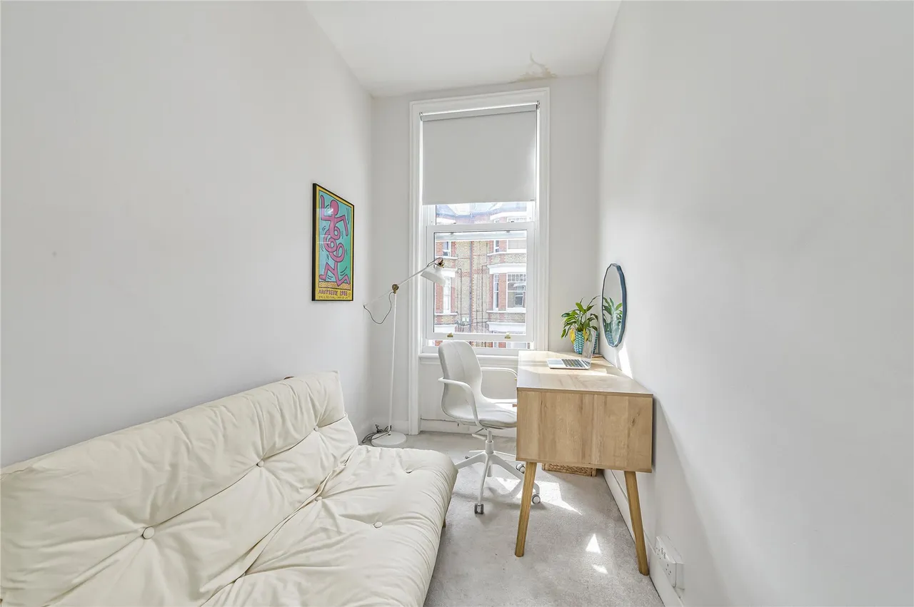 Elmhurst Street, London, SW4, photo 8