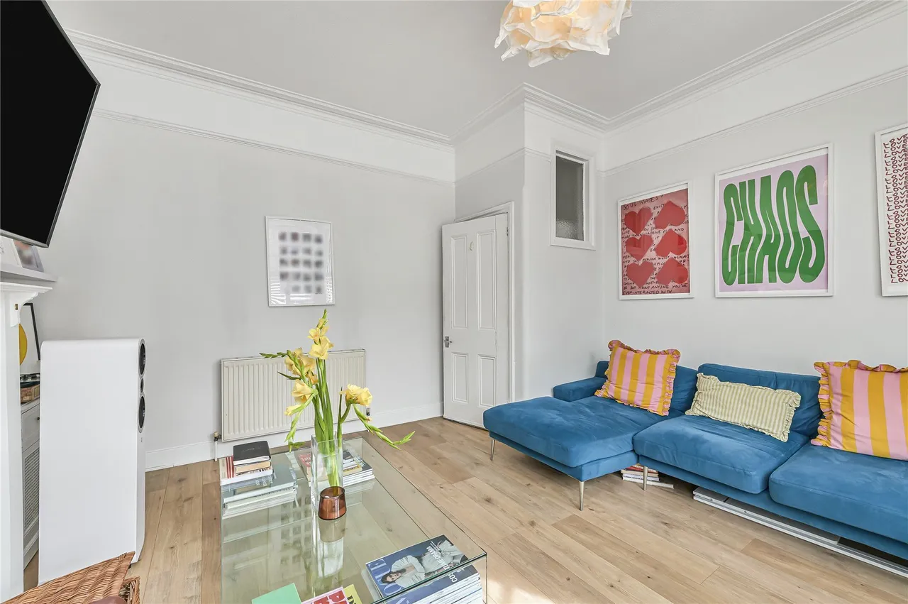 Elmhurst Street, London, SW4, photo 5