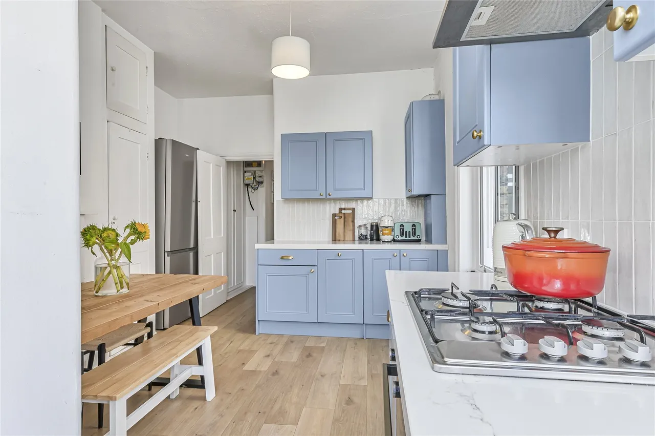 Elmhurst Street, London, SW4, photo 14