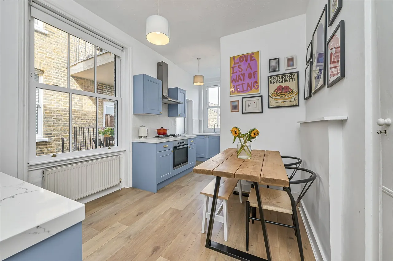 Elmhurst Street, London, SW4, photo 3