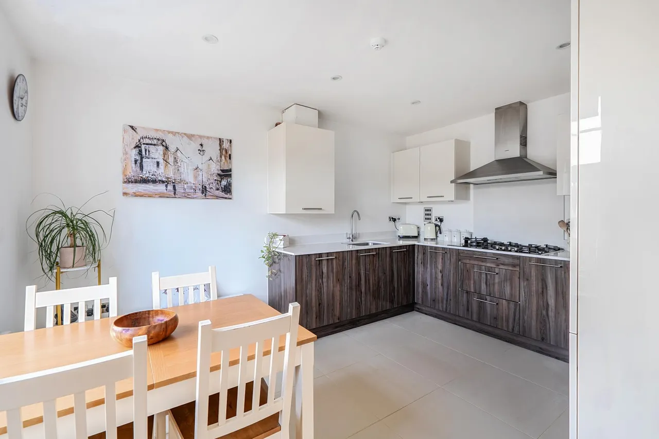 St Monicas Road, Kingswood, KT20, photo 5