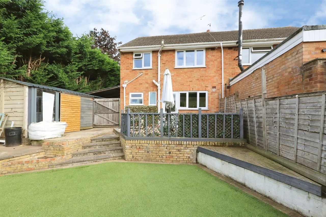 Cedar Crescent, Kidderminster, DY11, photo 19