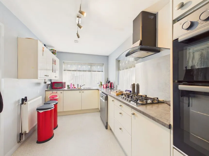 Bathurst Road, Folkestone, CT20, photo 3