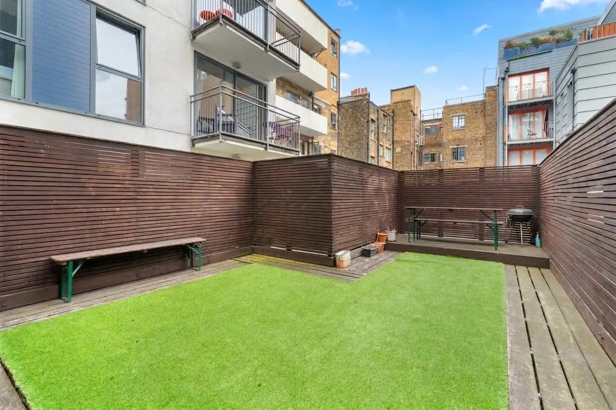 Ratcliffe Cross Street, London, E1, photo 8