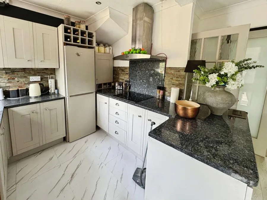 London Road, Clacton-on-Sea, CO15, photo 12