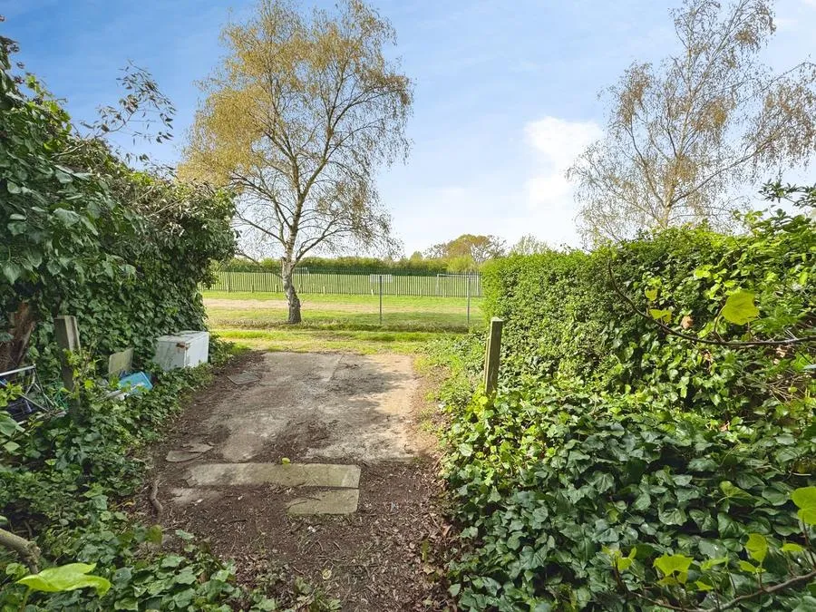 London Road, Clacton-on-Sea, CO15, photo 16
