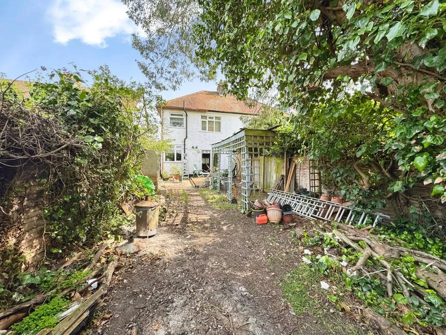 London Road, Clacton-on-Sea, CO15, photo 17