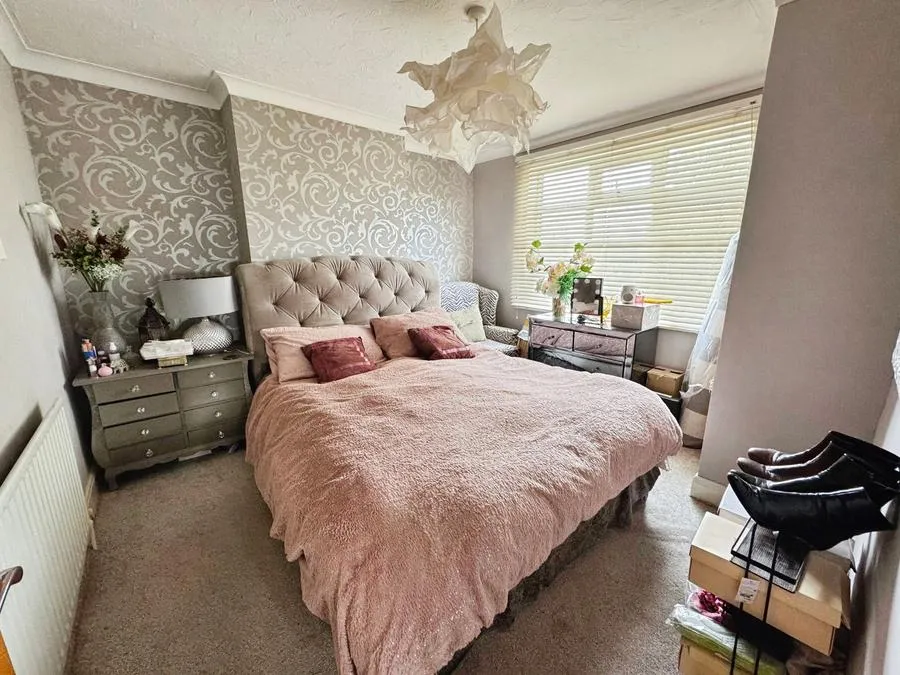 London Road, Clacton-on-Sea, CO15, photo 4