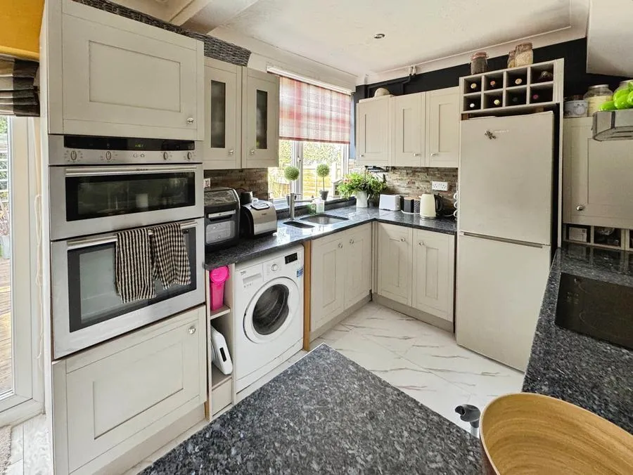 London Road, Clacton-on-Sea, CO15, photo 13