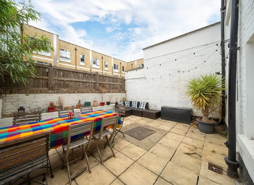 Hackney Road, Bethnal Green, E2, photo 5