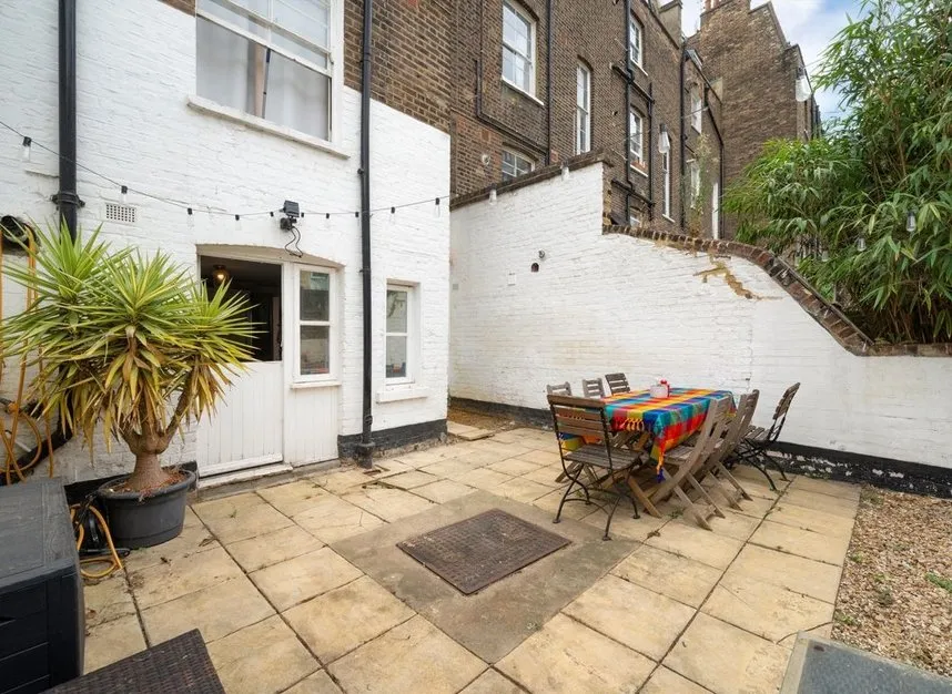Hackney Road, Bethnal Green, E2, photo 6