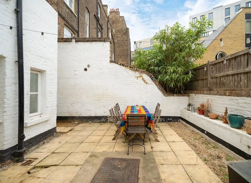 Hackney Road, Bethnal Green, E2, photo 10