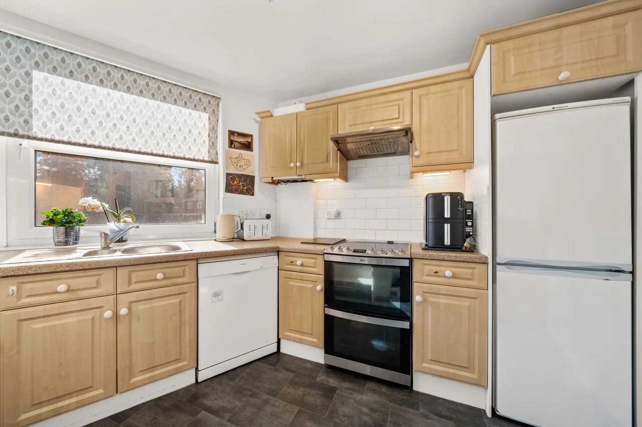 Heathside, Weybridge, KT13, photo 5
