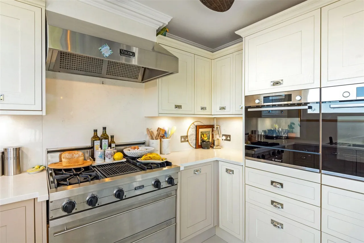 King Street, Arundel, BN18, photo 15
