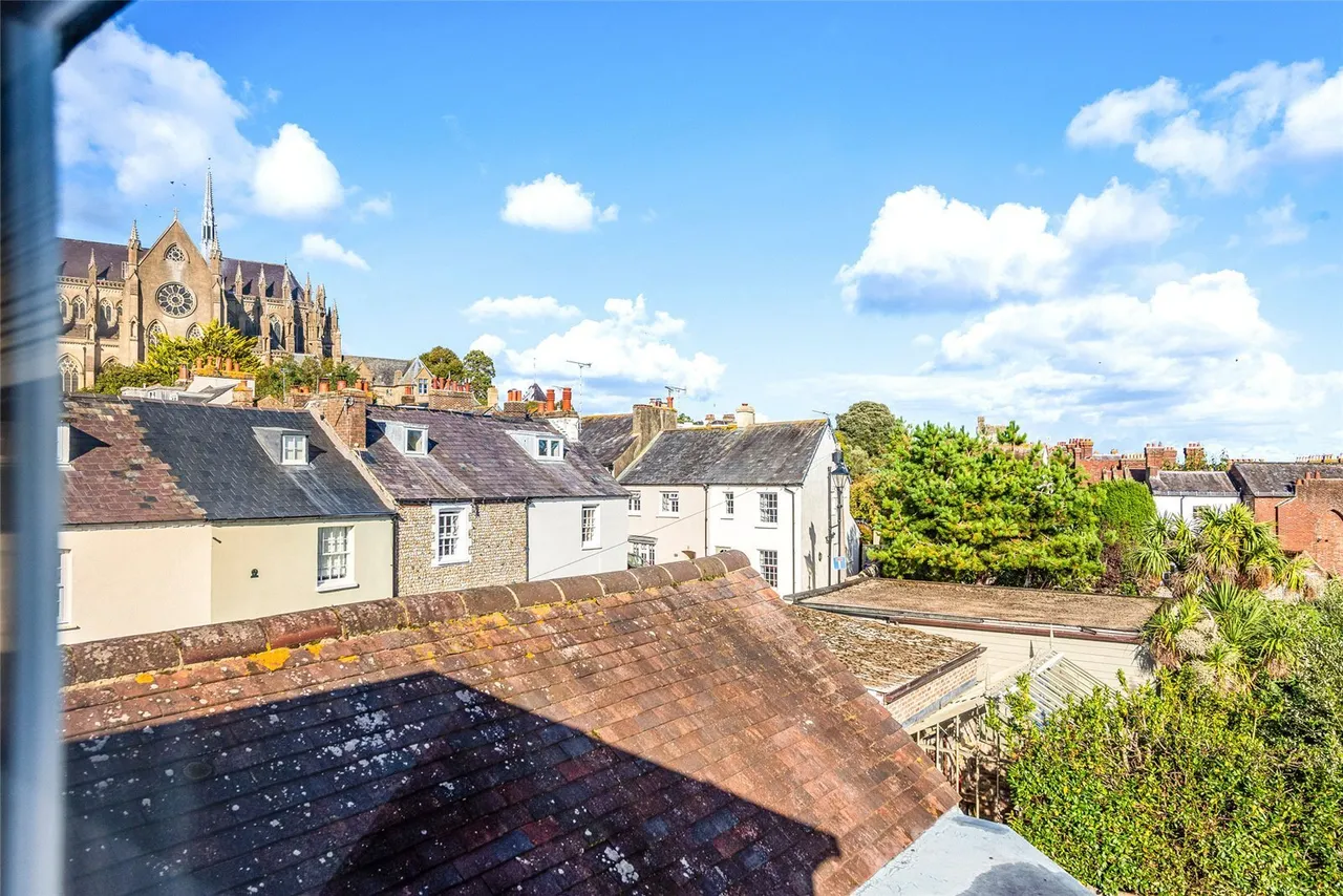 King Street, Arundel, BN18, photo 23