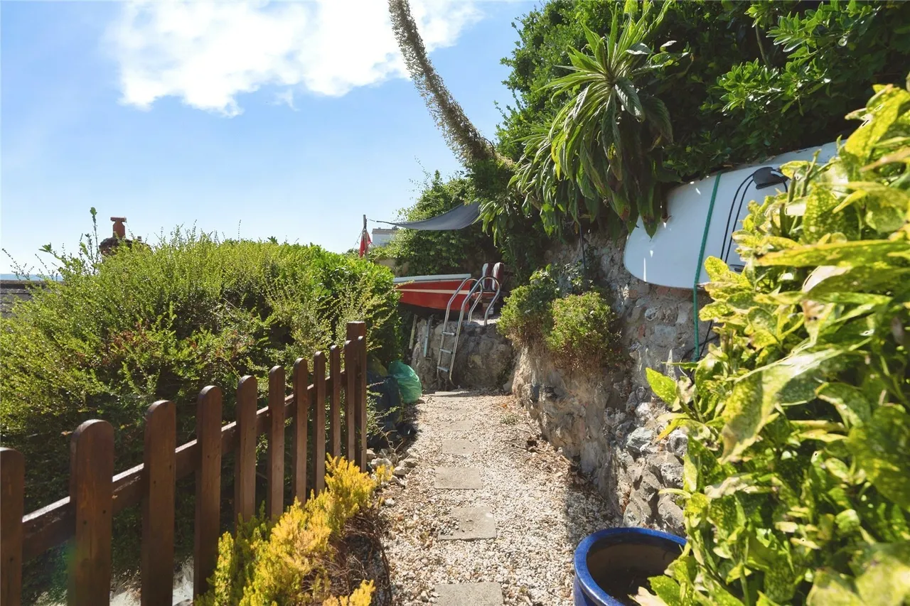 St. Catherine Street, Ventnor, PO38, photo 11