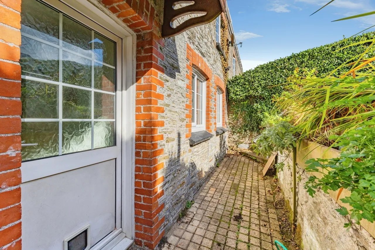 Churchill Cottage, Totnes, TQ9, photo 22