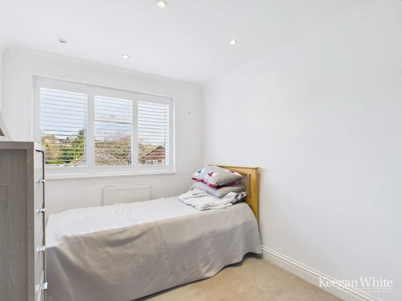 Sunnybank, Widmer End HP15 6PA, photo 9