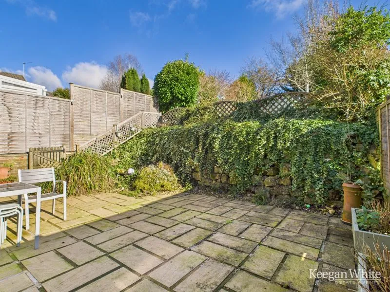 Sunnybank, Widmer End HP15 6PA, photo 11