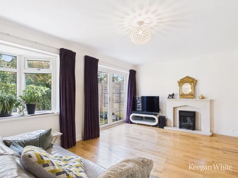Sunnybank, Widmer End HP15 6PA, photo 6
