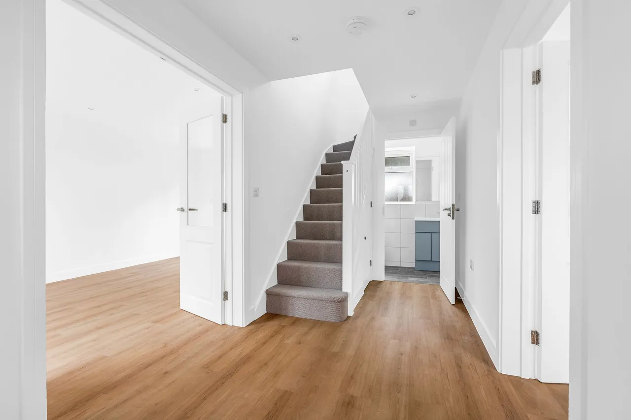 Gladstone Road, Dane End, SG12, photo 11