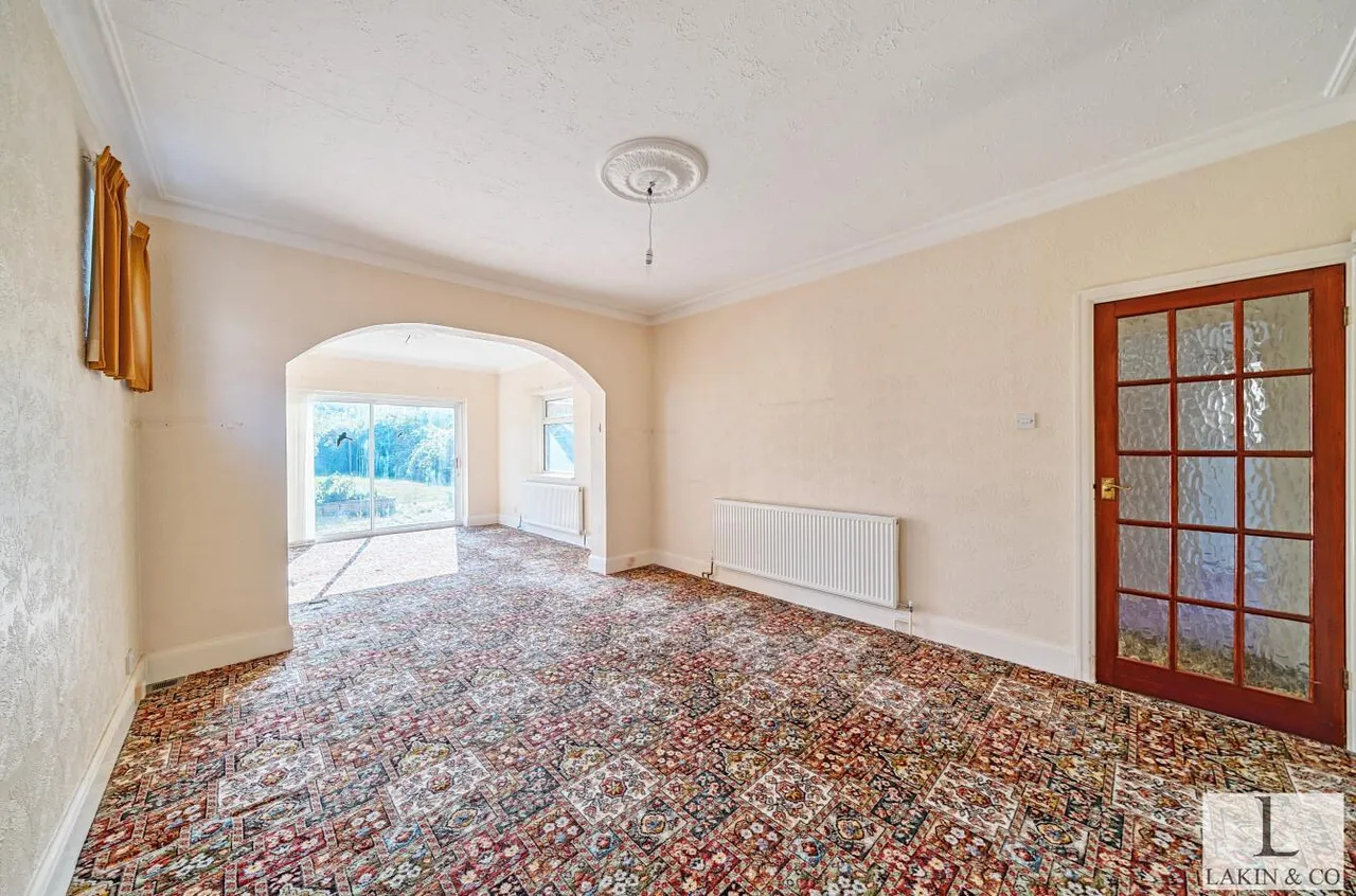 Elgar Close, Ickenham, UB10 8HN, photo 5