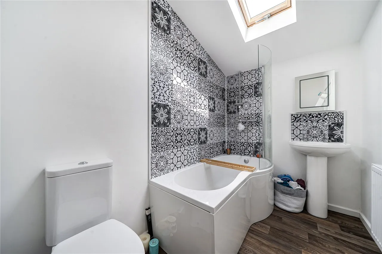Bettws Cedewain, Newtown, Powys, SY16 3LH, photo 16