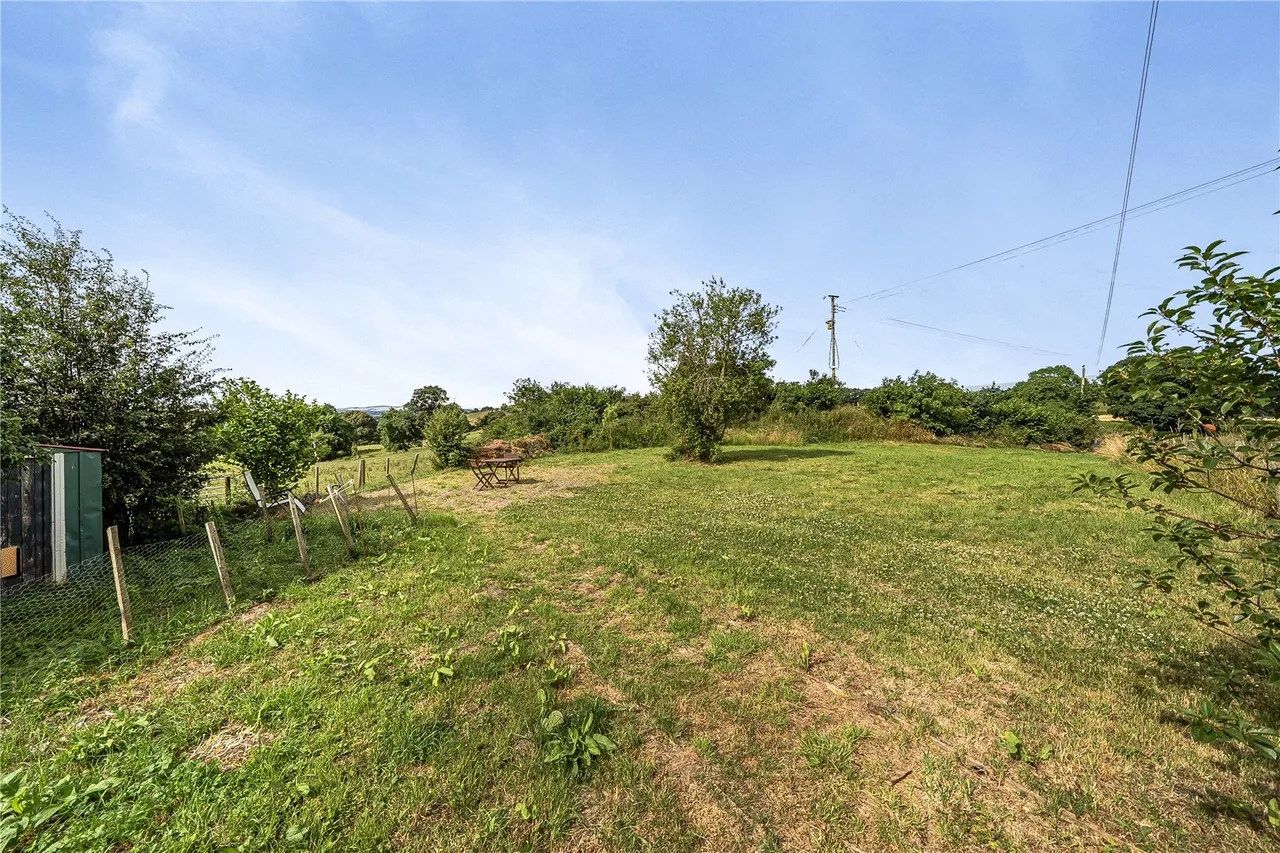 Bettws Cedewain, Newtown, Powys, SY16 3LH, photo 19