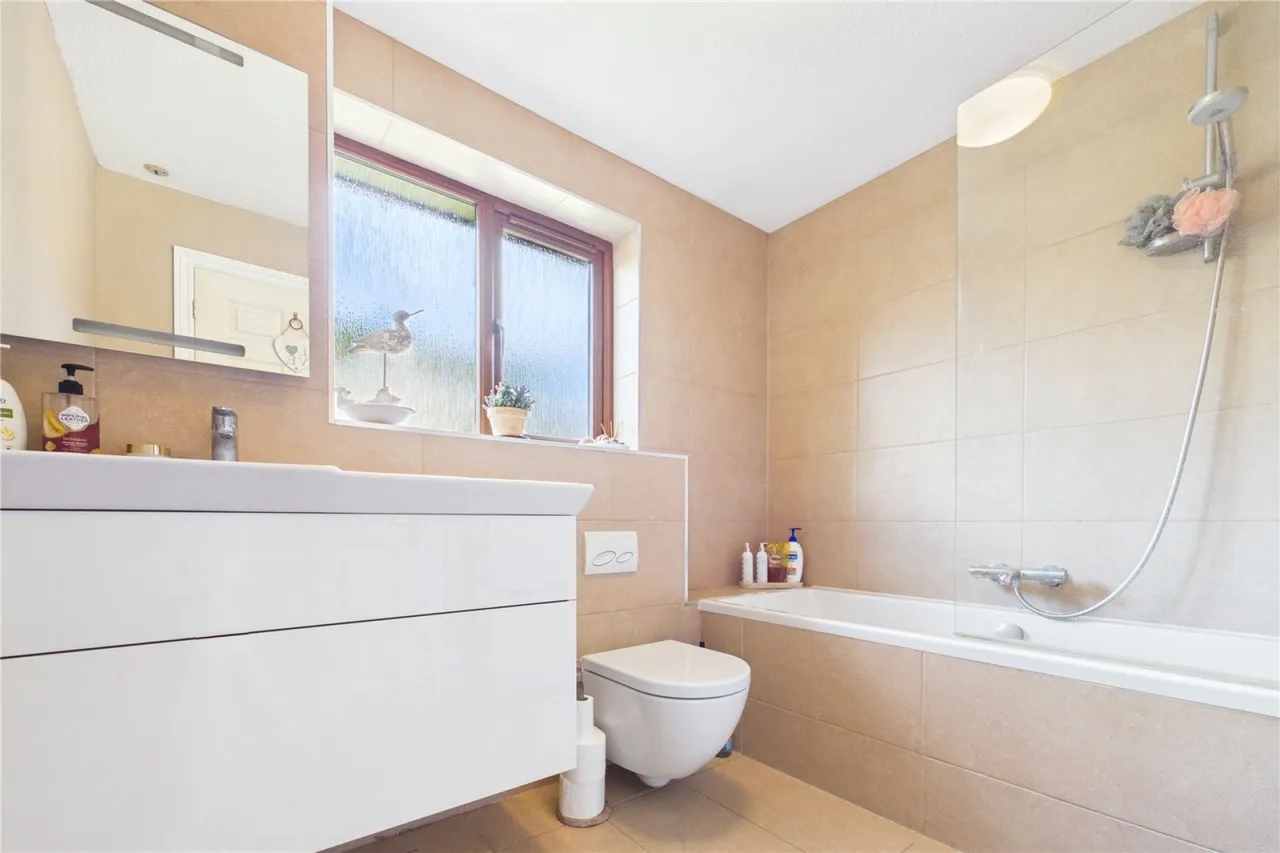 Burrell Road, Compton, RG20, photo 11
