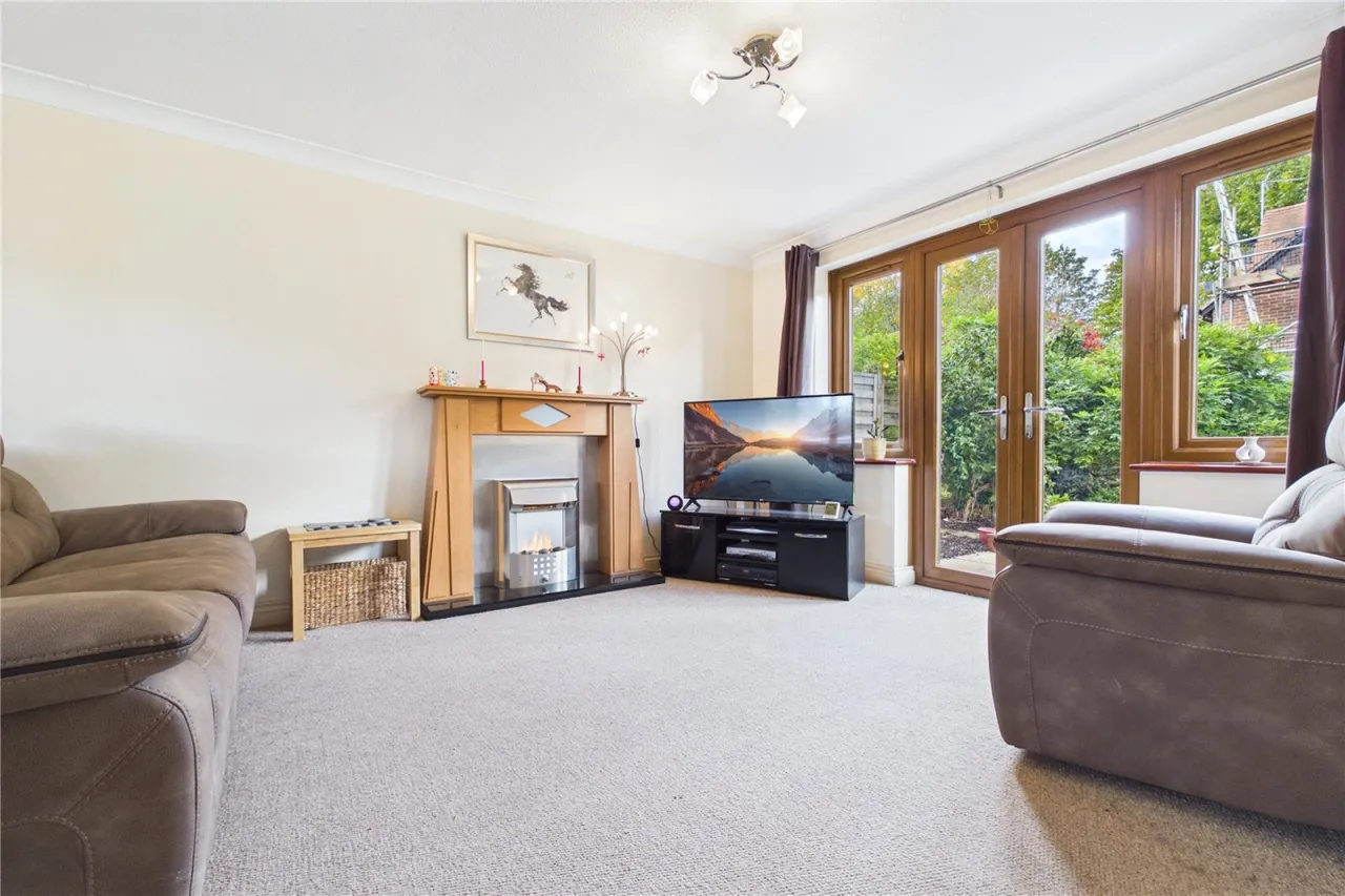 Burrell Road, Compton, RG20, photo 3