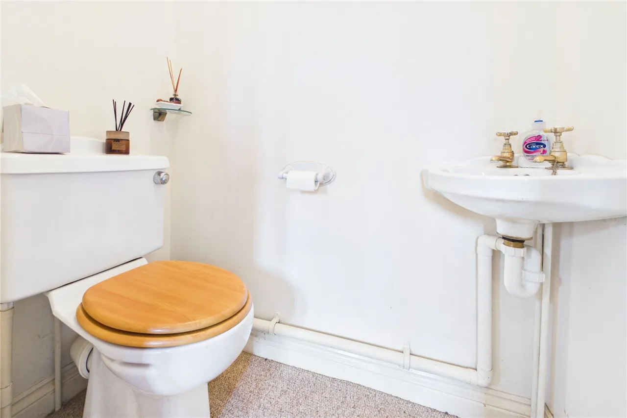 Burrell Road, Compton, RG20, photo 8