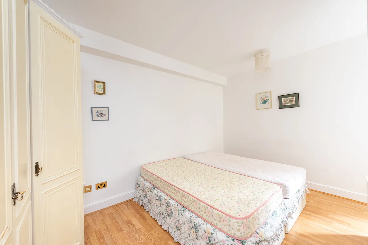 272 Chelsea Cloisters, Sloane Avenue, London, photo 6